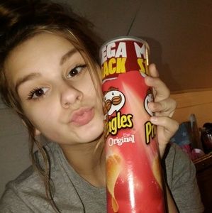 Meet your Posher, Caseylynn